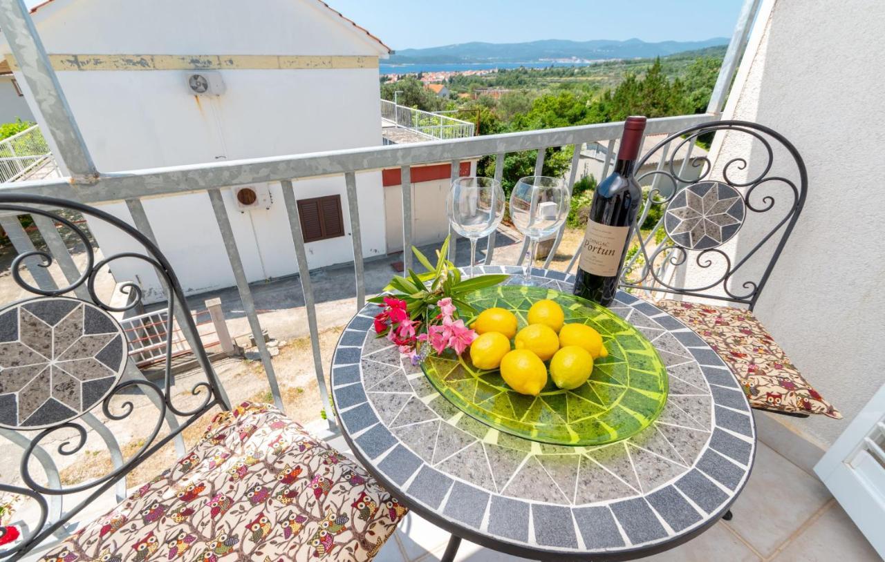 Apartments Villa Vida オレビック エクステリア 写真