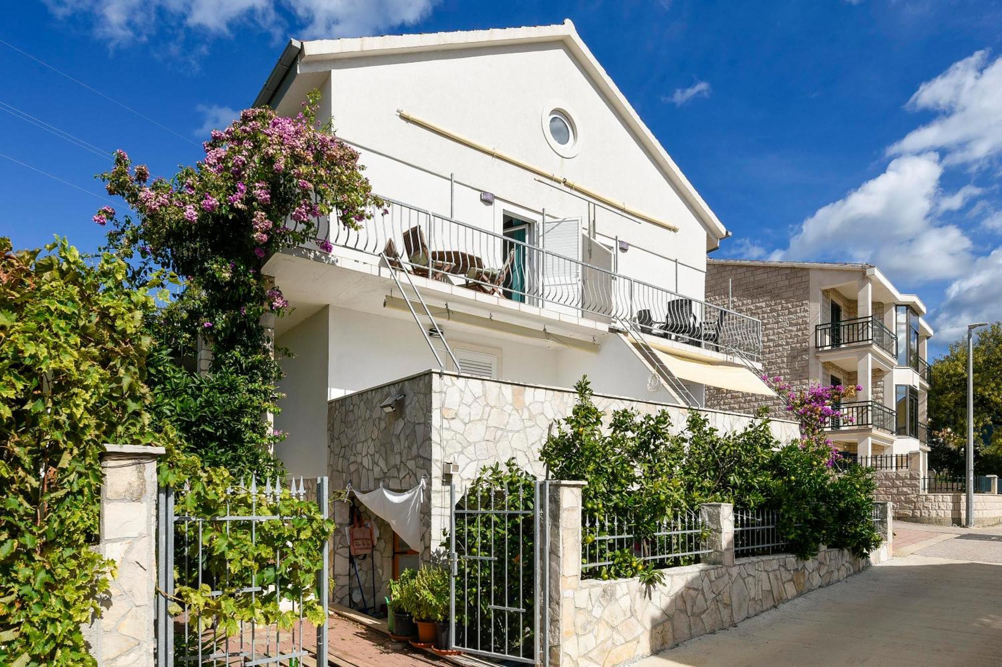 Apartments Villa Vida オレビック エクステリア 写真