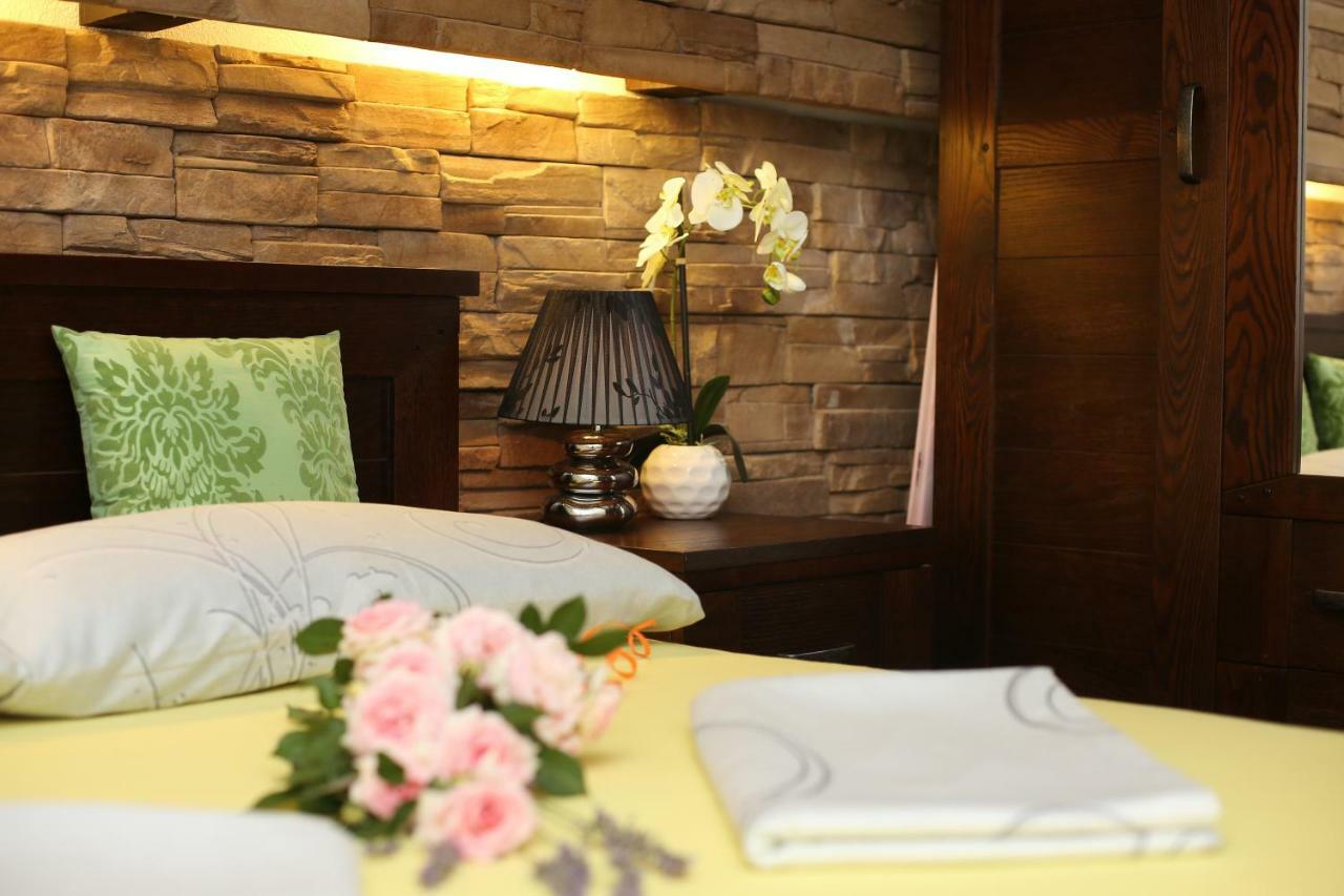Apartments Villa Vida オレビック エクステリア 写真