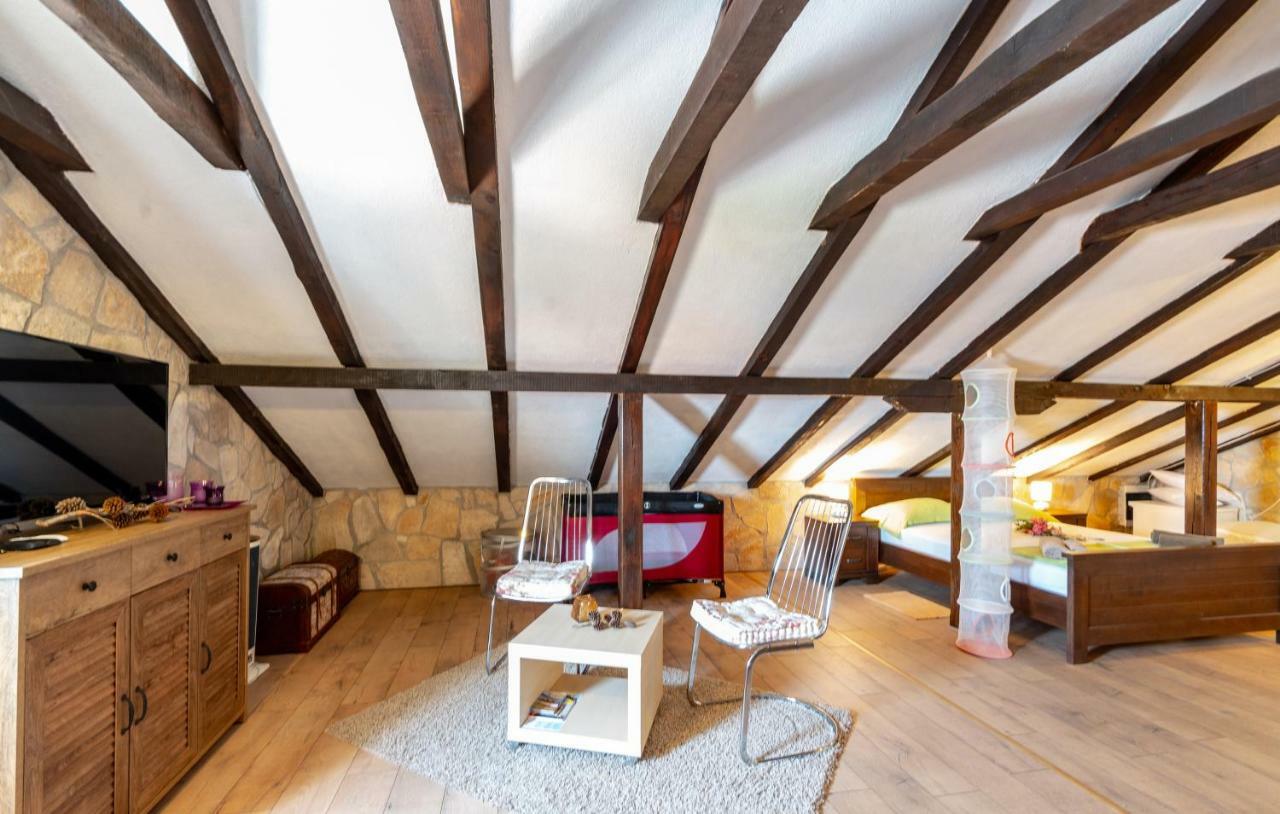 Apartments Villa Vida オレビック エクステリア 写真