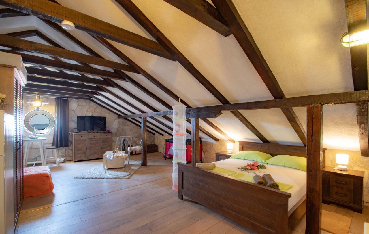 Apartments Villa Vida オレビック エクステリア 写真